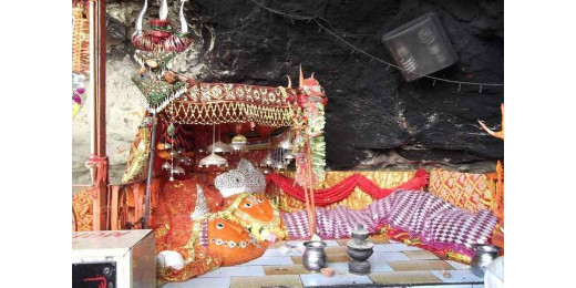 बलूचिस्तान : हिंगलाज माता के दर्शन के लिए उमड़ी भक्तों की भीड़